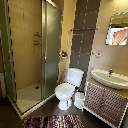 Cozy Duplex In St. John Park *