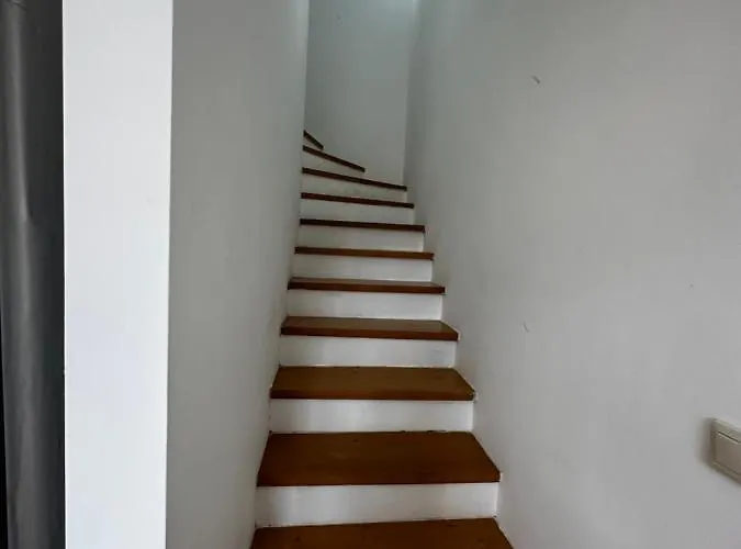 Cozy Duplex In St. John Park Apartman *