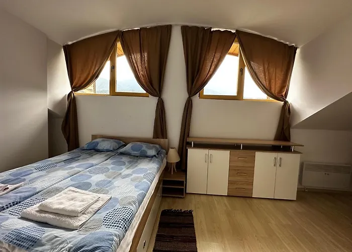 Cozy Duplex In St. John Park Apartman